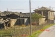 Yunanistan, Ruşenler köyünde taş yapı kültürü; taş duvarlar ve taş çatı kaplamaları…